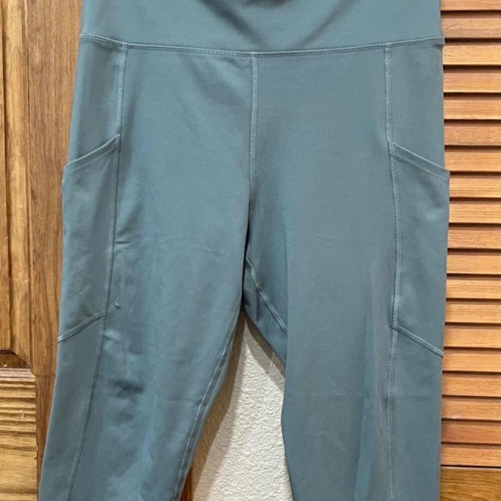 American Eagle leggings